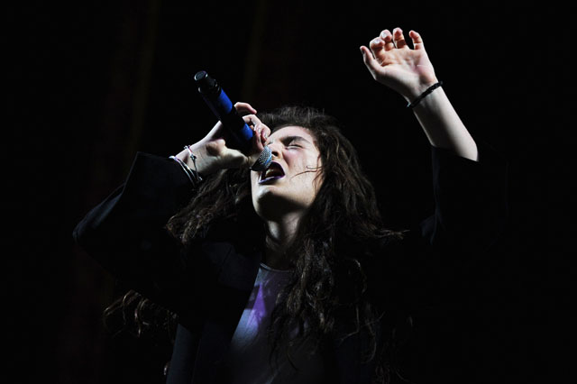 Lorde Simon Runting
