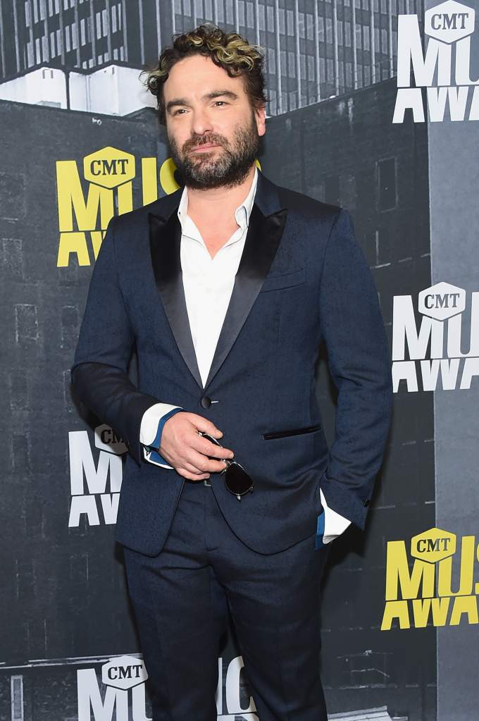 CMT Music Awards, CMT Music Awards 2017, CMT Music Awards 2017 Red Carpet, CMT Music Awards 2017 Best Dressed Photos