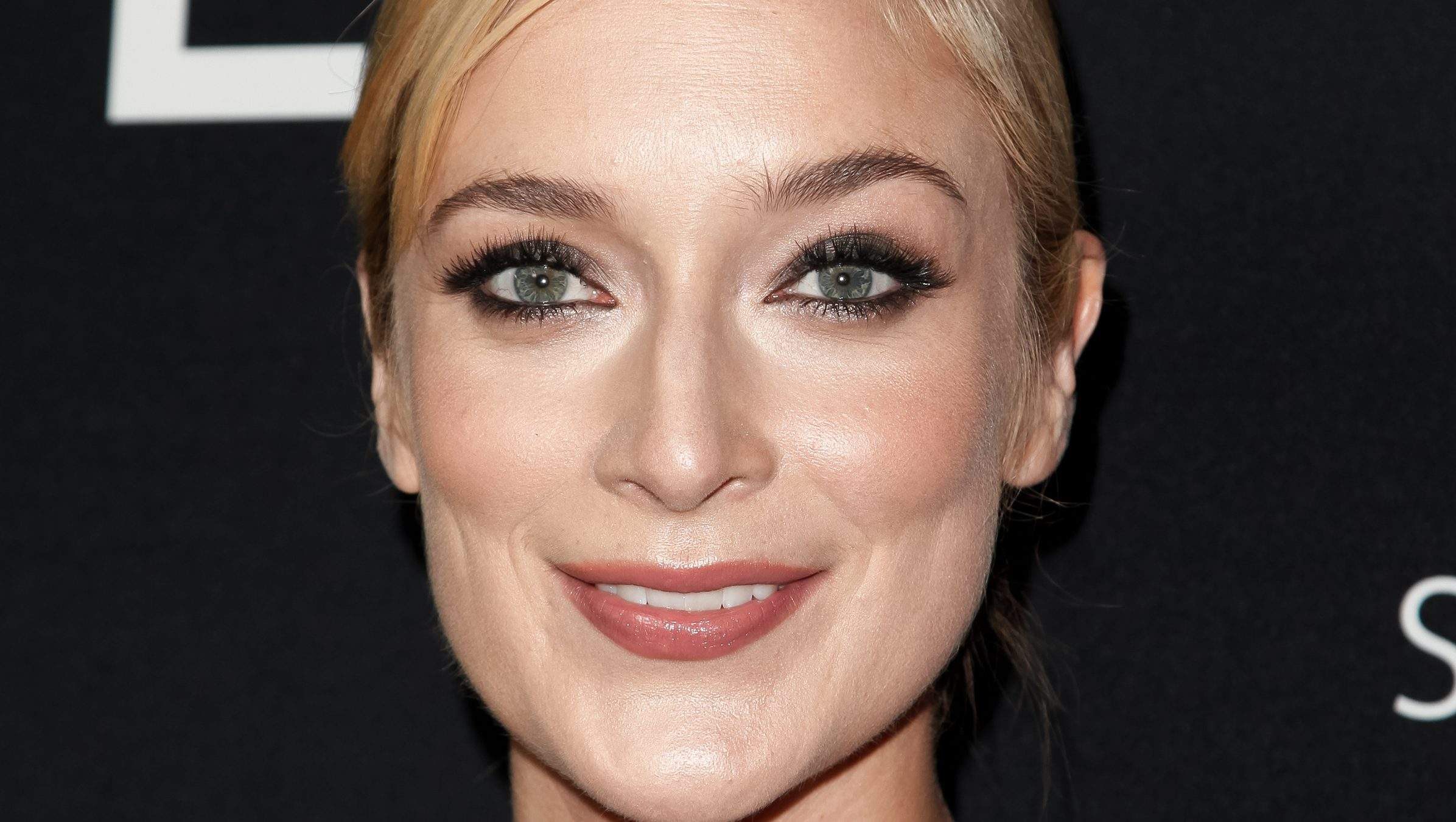 Caitlin Fitzgerald as Serena on 'Unreal', Who is Caitlin FitzGerald, Who is the bachelroette on Unreal season 3