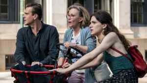 Dispatches From Elsewhere cast