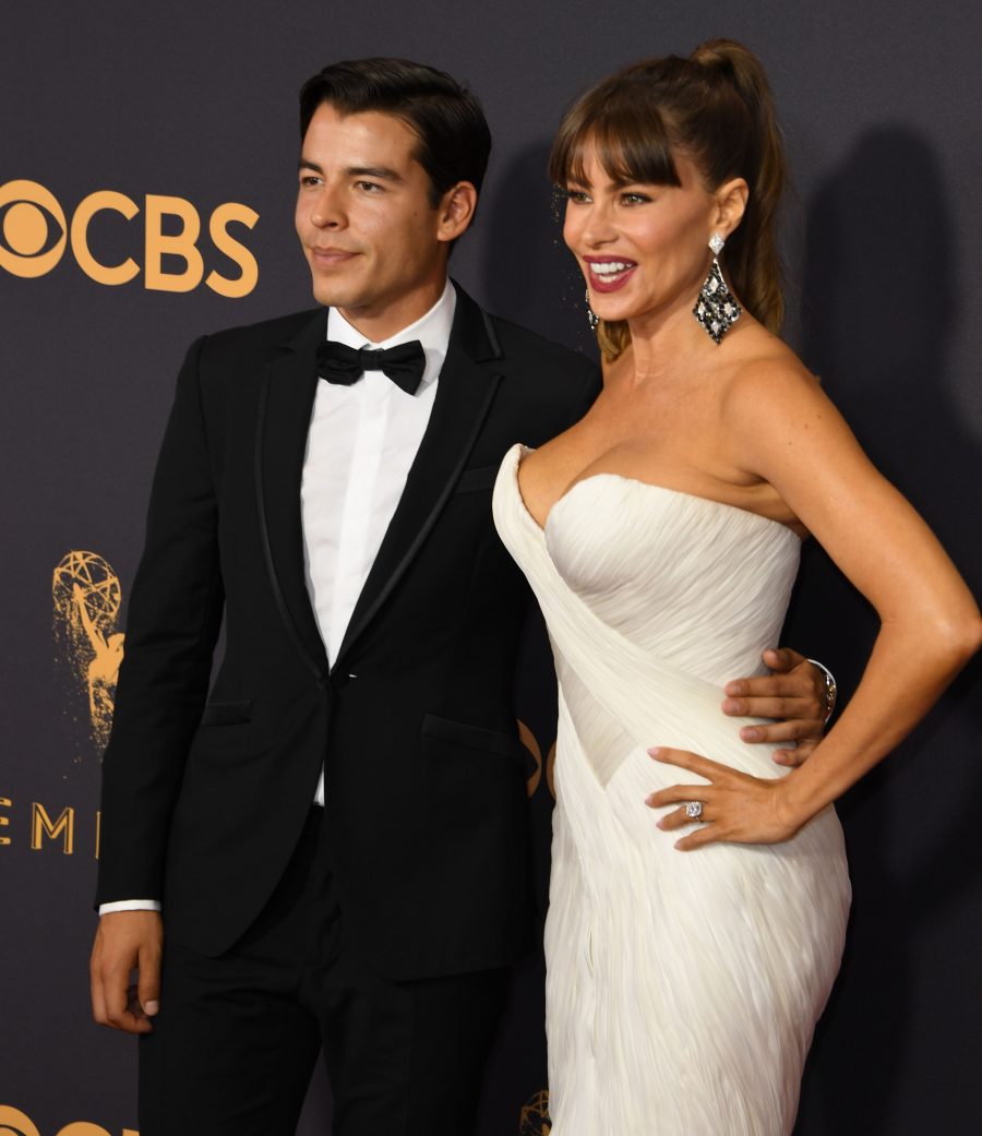 manolo gonzalez vergara and mother Sofia