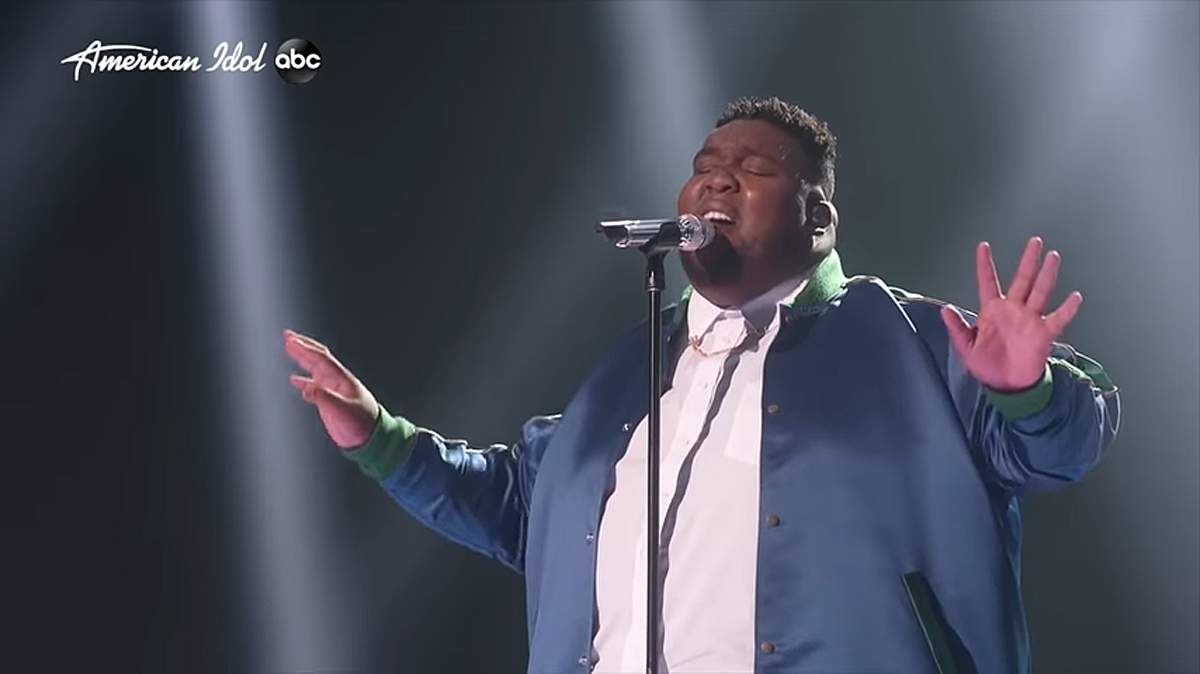 Willie Spence singing