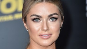 Lindsay Arnold.