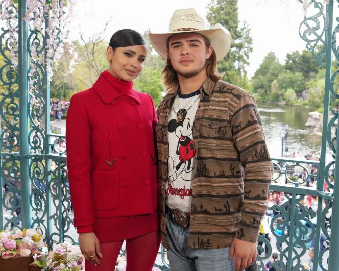 Sofia Carson, Colin Stough