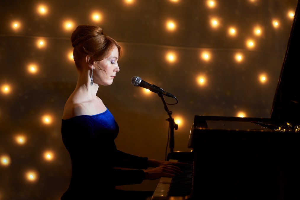 Alicia Witt at piano