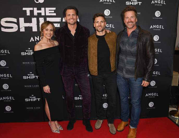 Nikki DeLoach, Kristoffer Polaha, Andrew Walker, Paul Greene
