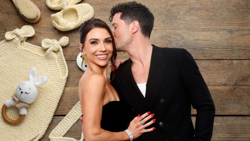 Jenna Johnson and Val Chmerkovskiy.