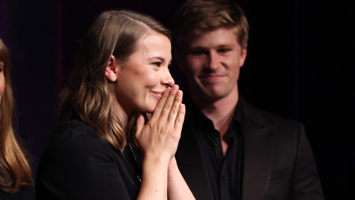 Bindi Irwin and Robert Irwin smiling
