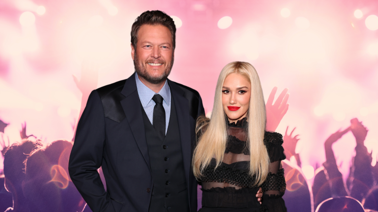 Gwen Stefani and Blake Shelton pose together
