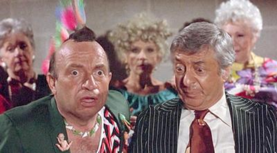 Lou Cutell as Amazing Larry in "Pee-wee's Big Adventure"