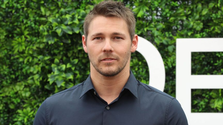 Scott Clifton