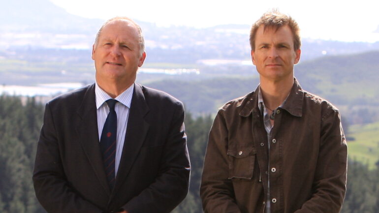 Phil Keoghan and his father John on 'The Amazing Race' Season 13