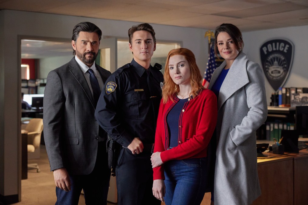 Aurora Teagarden Mysteries: Death at the Diner