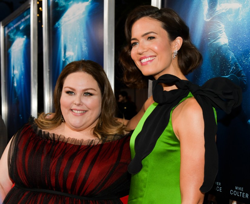 Mandy Moore (L) and Chrissy Metz 