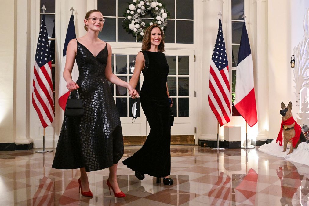 US actress Jennifer Garner and her daughter Violet Affleck
