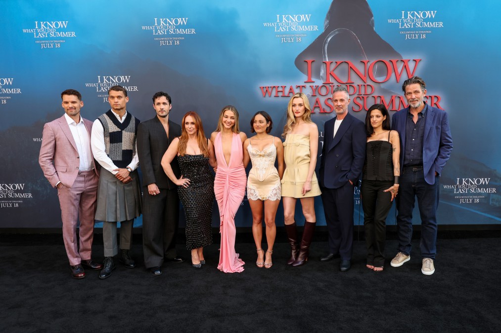 Austin Nichols, Tyriq Withers, Jonah Hauer-King, Jennifer Love Hewitt, Madelyn Cline, Chase Sui Wonders, Sarah Pidgeon, Freddie Prinze Jr., Gabriette Bechtel, and Billy Campbell at the premiere of 2025's “I Know What You Did Last Summer”