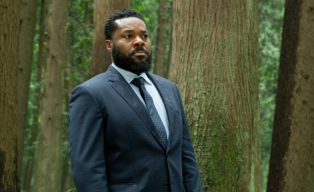 Malcolm-Jamal Warner as Chief Inspector Bill Houston in "Alert: Missing Person's Unit"