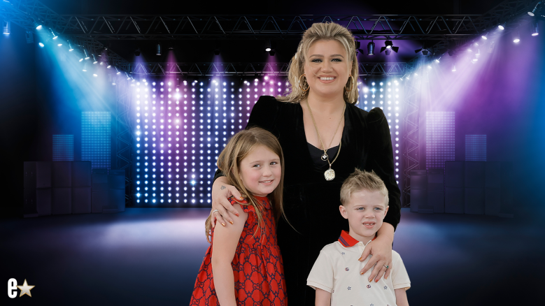 River Rose Blackstock with mom Kelly Clarkson