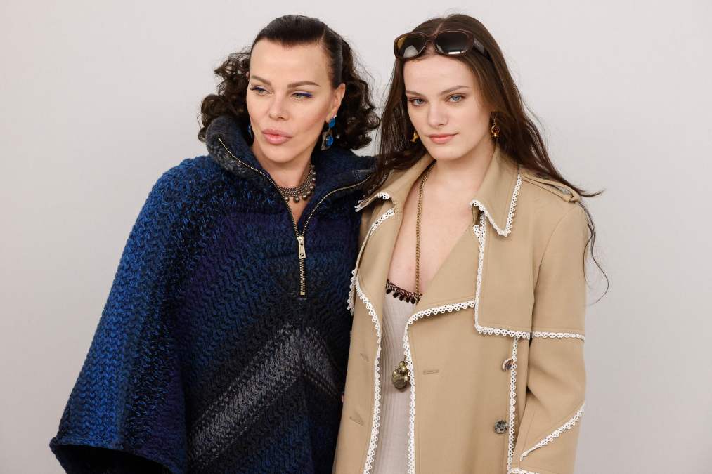 US Actress Deborah Anne Mazar Corcos aka Debi Mazar (L) and her daughter Evelina Maria Corcos 