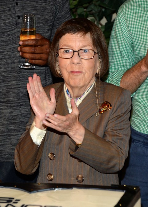 Linda Hunt