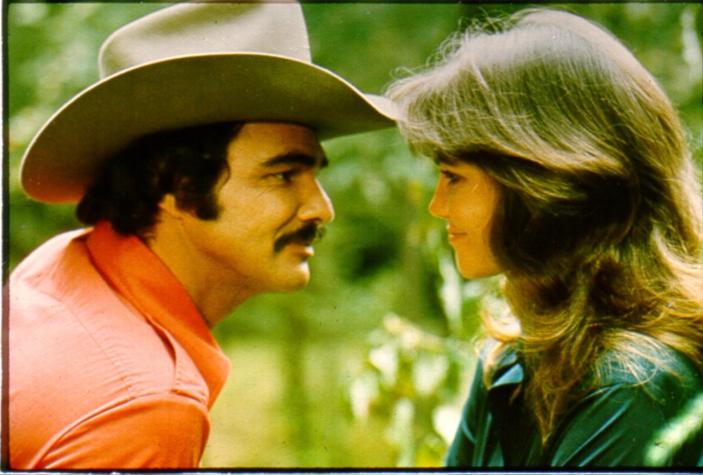 Actors Burt Reynolds and Sally Field 