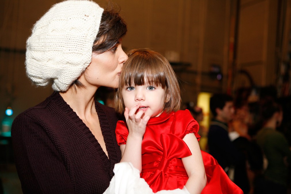 Actress Katie Holmes and her daughter Suri Cruise 