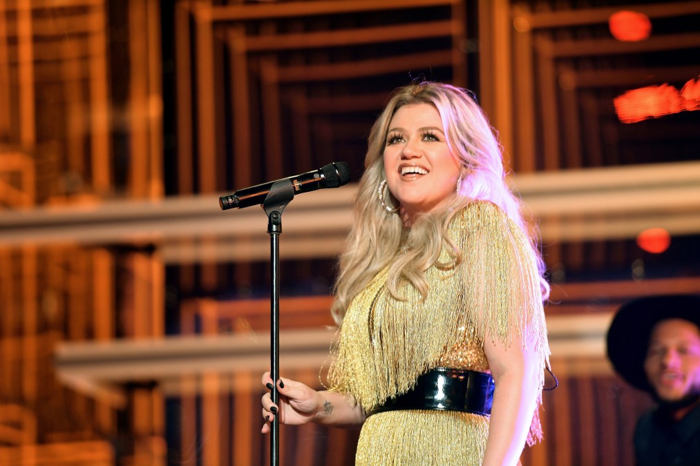 Host Kelly Clarkson performs onstage 