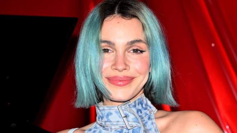 Rose Villain smiling at fashion event
