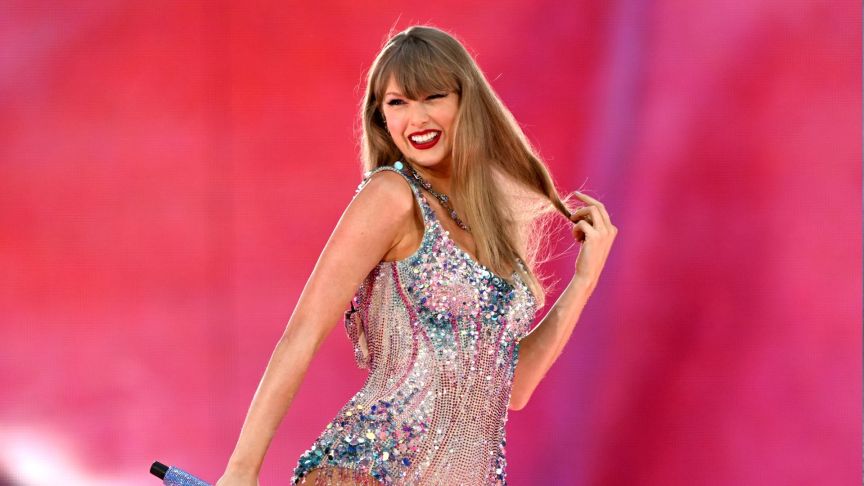 Taylor Swift performs on stage during the "Taylor Swift | The Eras Tour" at Wembley Stadium on August 15, 2024 in London, England