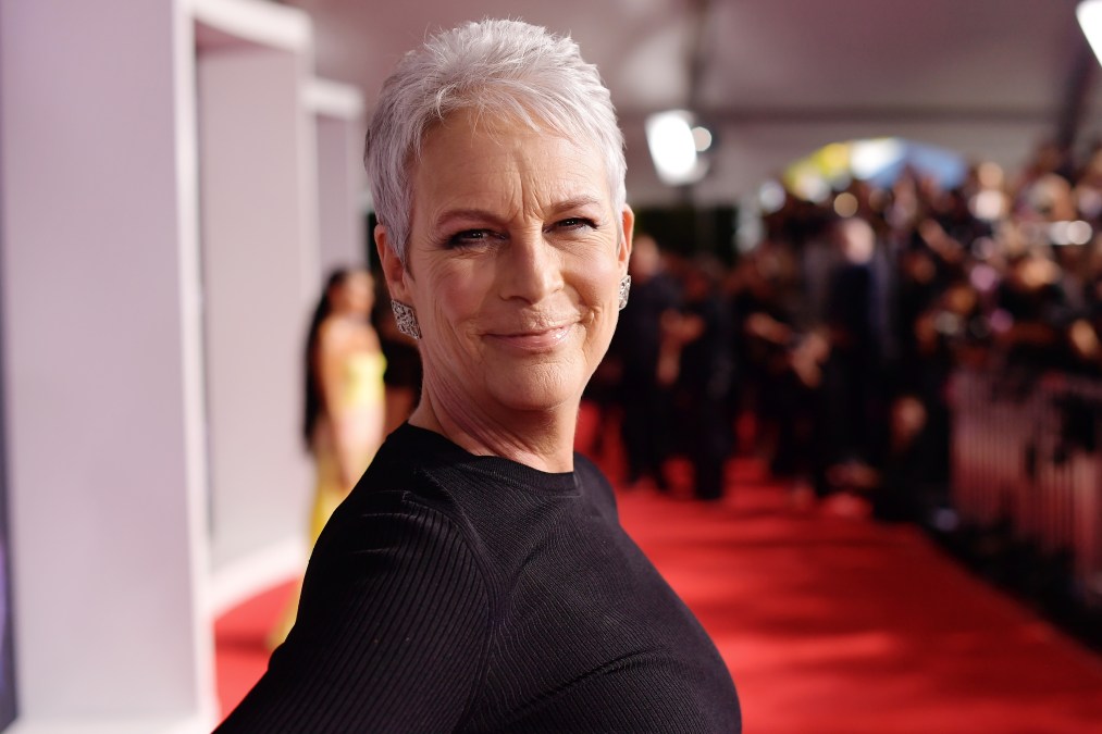 Jamie Lee Curtis attends the 2019 American Music Awards