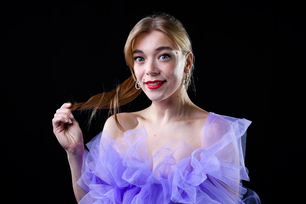 Becky Hill poses during HITS Live 2021