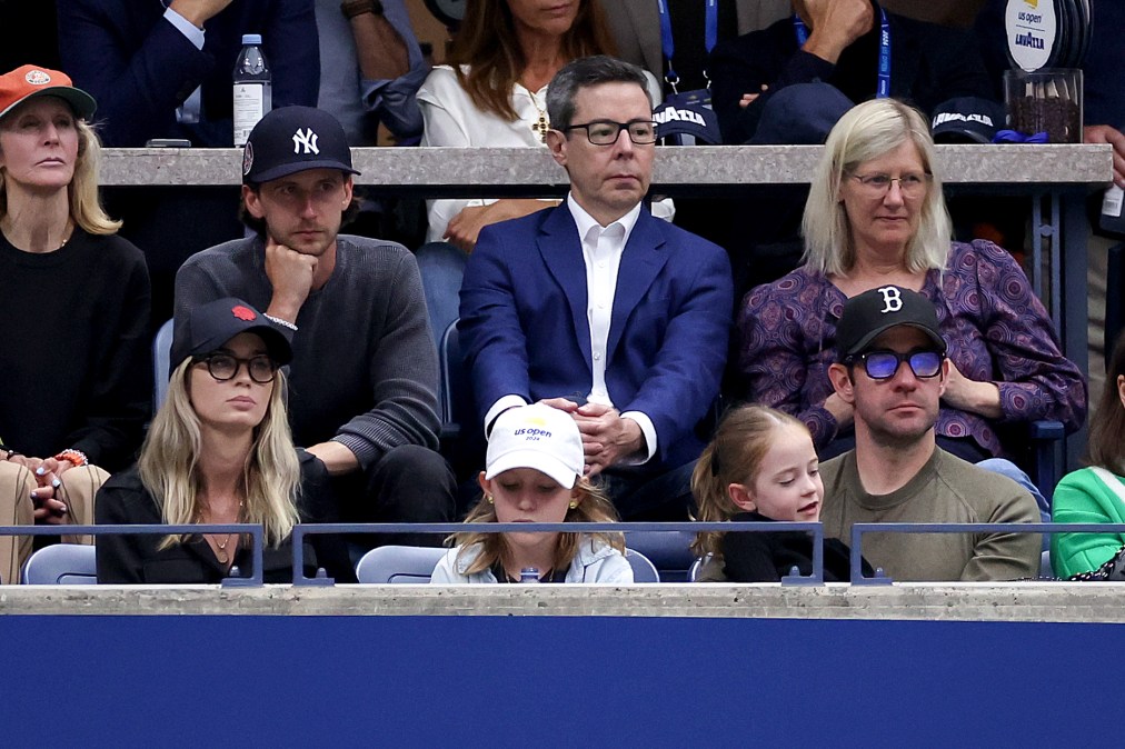 Actors Emily Blunt and John Krasinski 