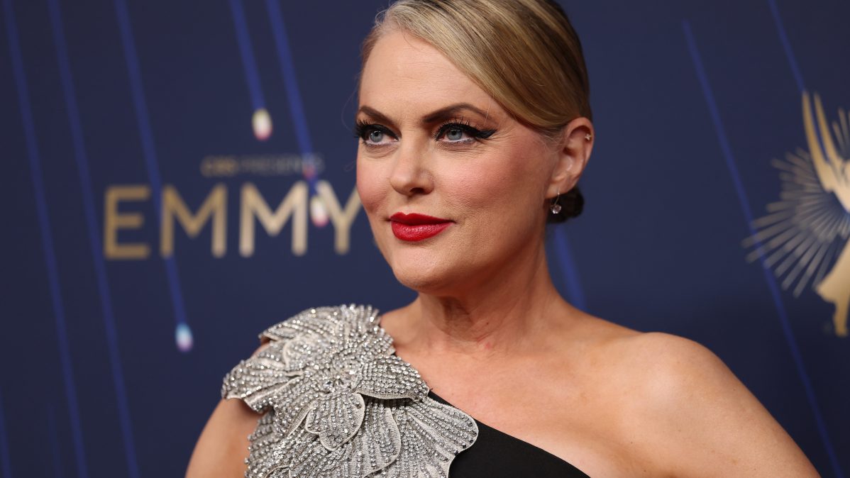 Elaine Hendrix.