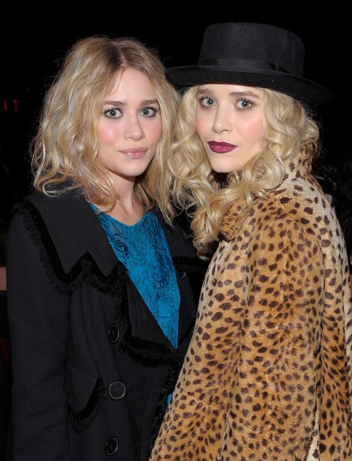 Actors Ashley Olsen and Mary-Kate Olsen 