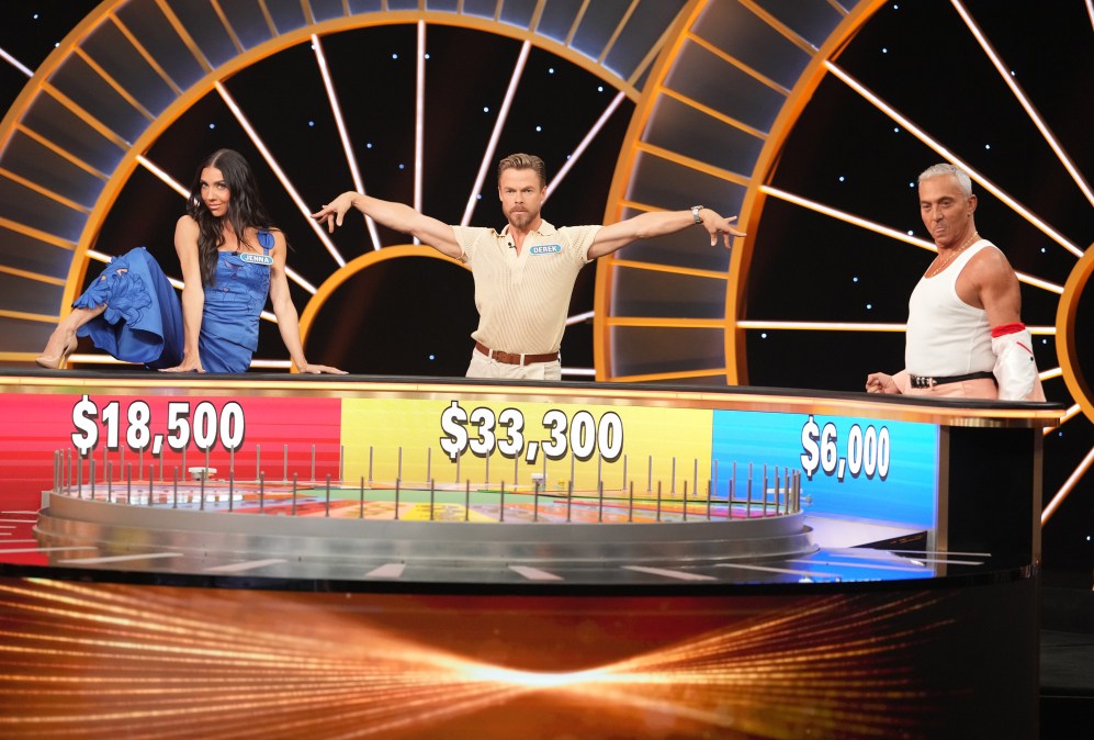 Jenna Johnson Chmerkovskiy, Derek Hough, and Bruno Tonioli