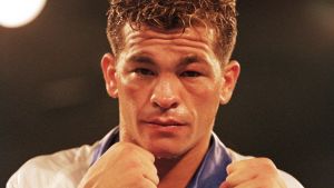 Arturo Gatti gets ready before the fight against Reyes Munoz at Foxwoods Resort and Casino in Mashantucket, Connecticut