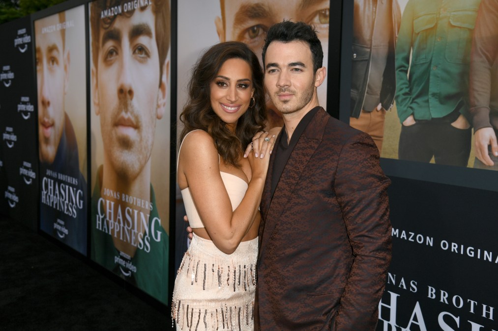 Danielle Jonas (L) and Kevin Jonas 