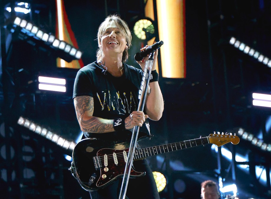 Keith Urban performs on the main stage 