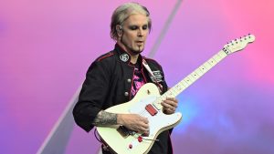 John 5, Mötley Crüe