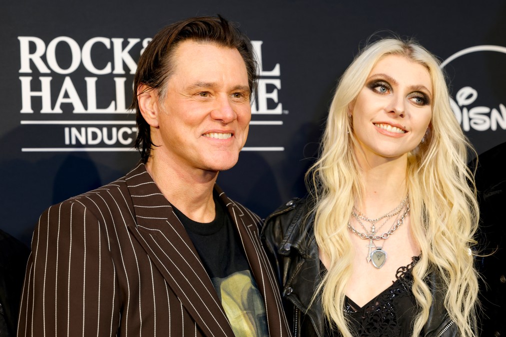 Jim Carrey & Taylor Momsen