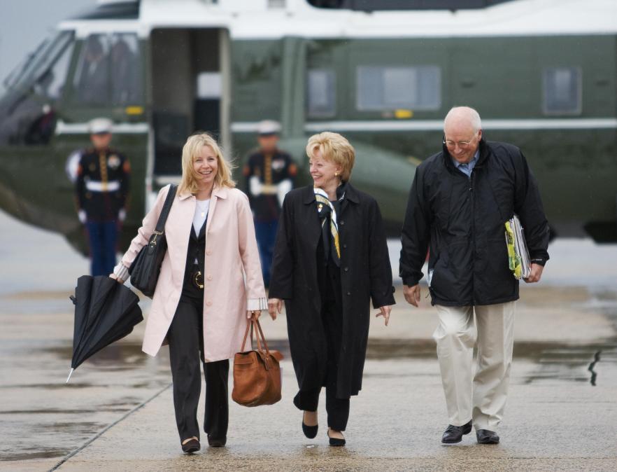 Dick Cheney with wife and daughter Liz