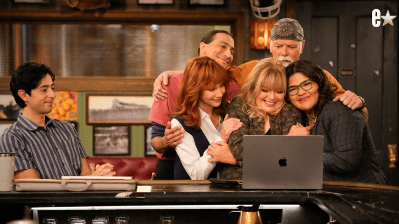 Reba McEntire Receives Sweet Surprise From "Happy’s Place" Co-stars