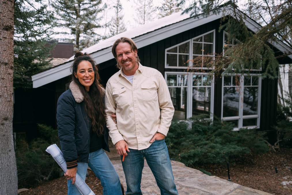 chip-and-joanna-gaines-as-seen-on-fixer-upper-colorado-mountain-house