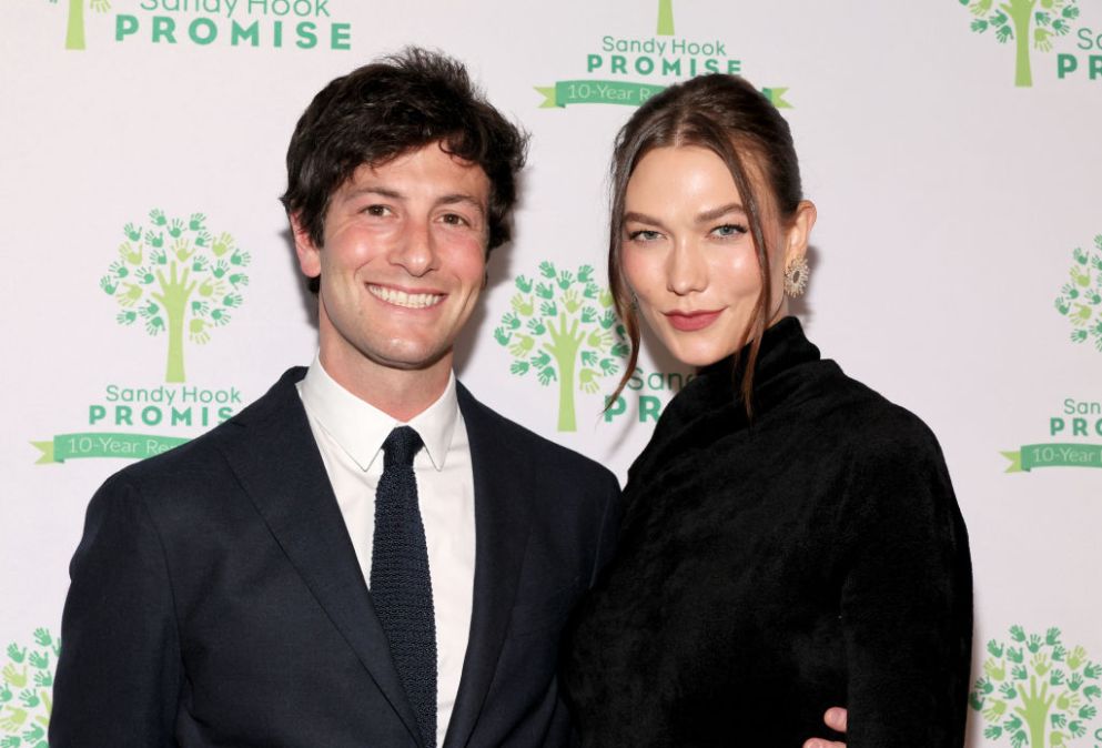Josh Kushner and Karlie Kloss attend the 2022 Sandy Hook Promise Benefit