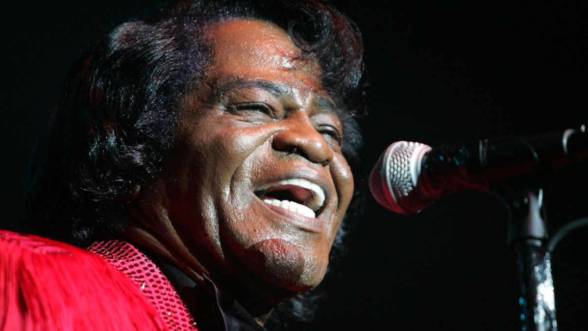 Musician James Brown performs on stage at the Miller Rock Thru Time Celebrating 50 Years of Rock Concert at Roseland September 17, 2004 in New York City