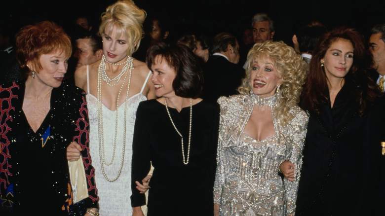 Shirley MacLaine, Daryl Hannah, Sally Field, Dolly Parton, Julia Roberts