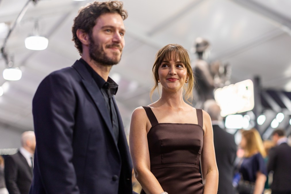 Adam Brody and Leighton Meester arriving on the red carpet at the 30th Screen Actors Guild Awards 