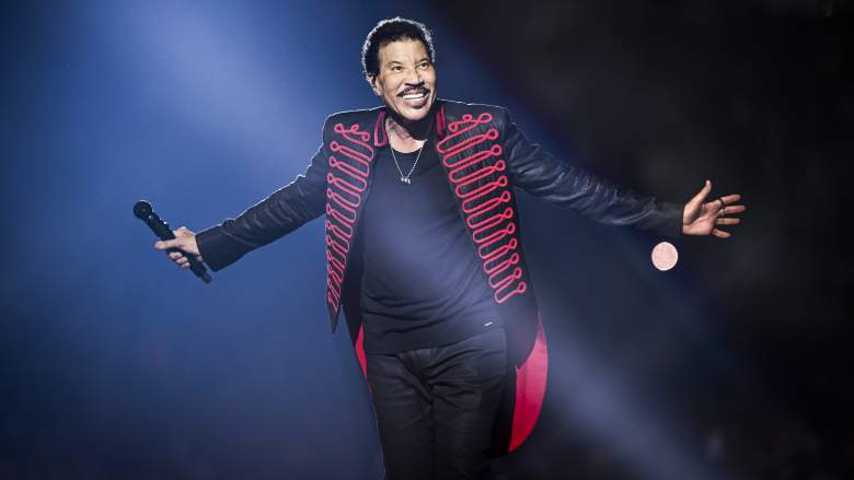 Lionel Richie performs on stage