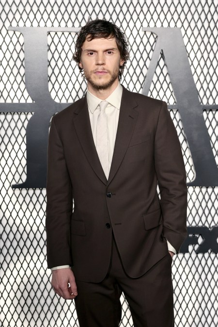 Evan Peters