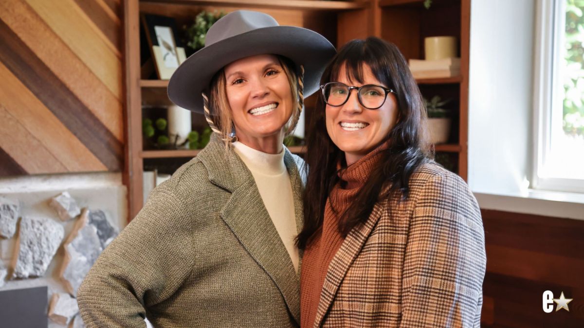 Leslie Davis, Lyndsay Lamb